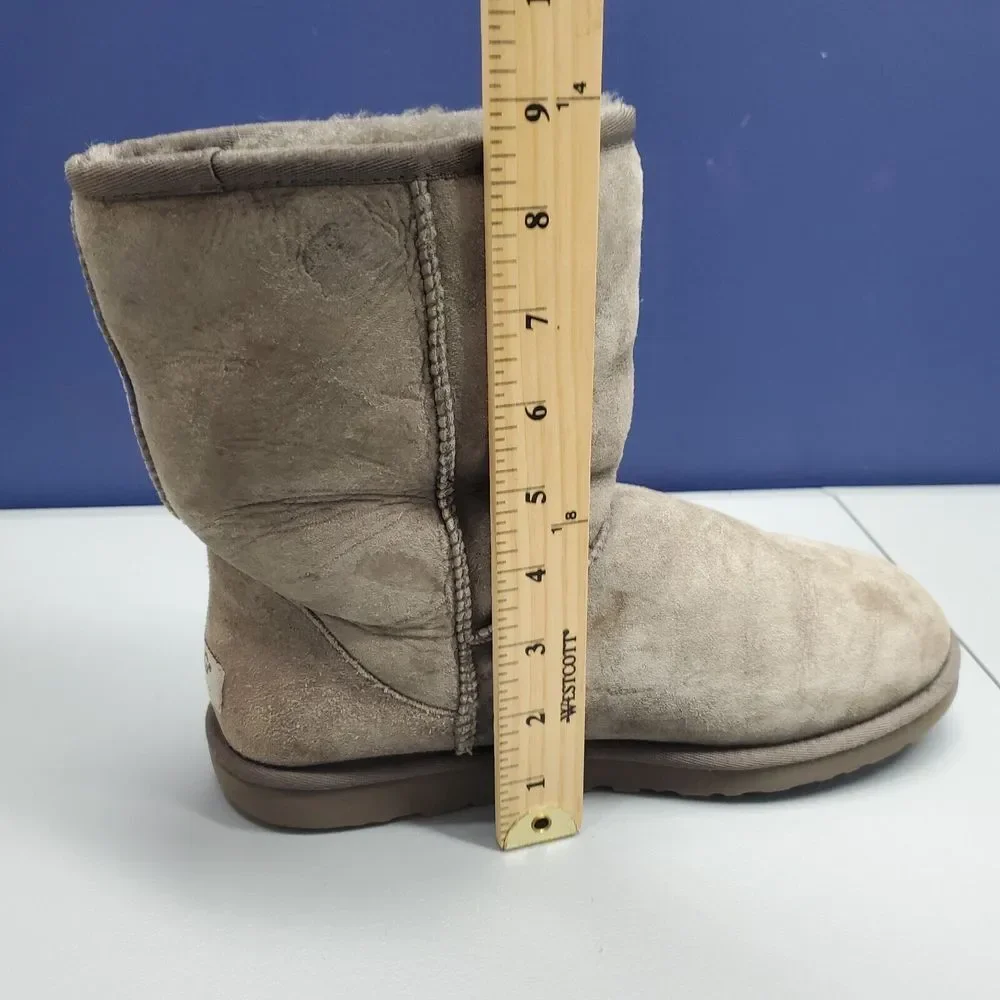 UGG australia classic